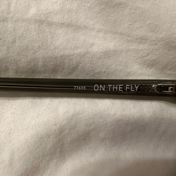 Quay On The Fly Sunglasses - New - Picture 5 of 8